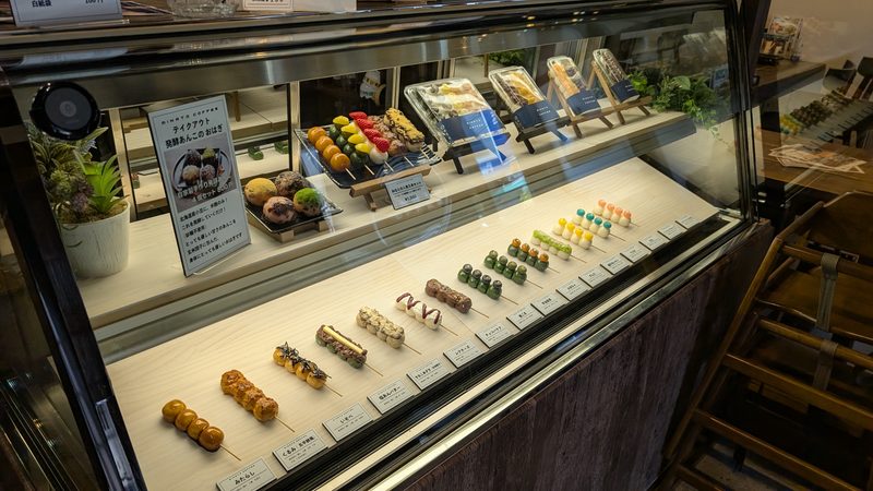 お団子のショーケース